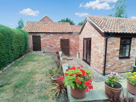 4 bedroom Detached house for sale in Rutland Square, Barkestone, NG13