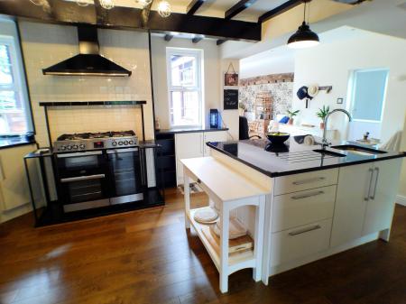 4 bedroom Detached house for sale in Rutland Square, Barkestone, NG13