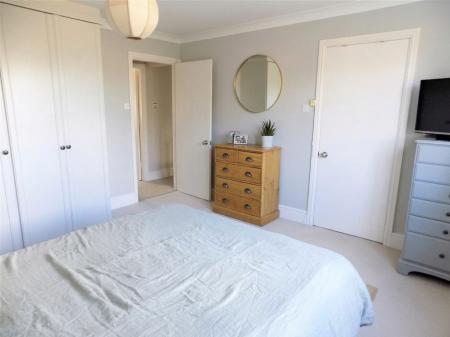 4 bedroom Detached house for sale in Winterbeck Close, Bottesford, NG13