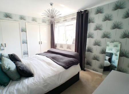4 bedroom Detached house for sale in Copeland Grove, Bingham, NG13