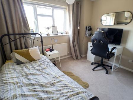 4 bedroom Detached house for sale in Copeland Grove, Bingham, NG13