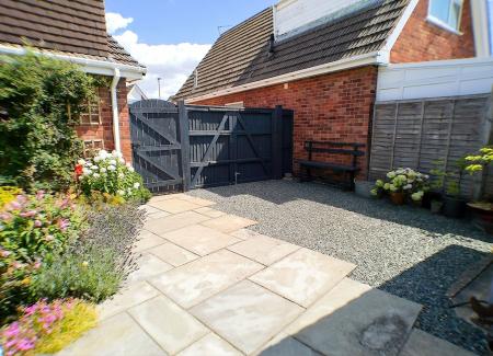 3 bedroom Semi-detached house for sale in Bowbridge Gardens, Bottesford, NG13