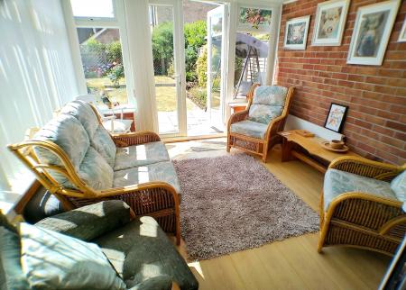 3 bedroom Semi-detached house for sale in Bowbridge Gardens, Bottesford, NG13
