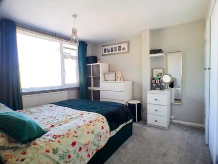 3 bedroom Semi-detached house for sale in Day Bell Close, Bottesford, NG13