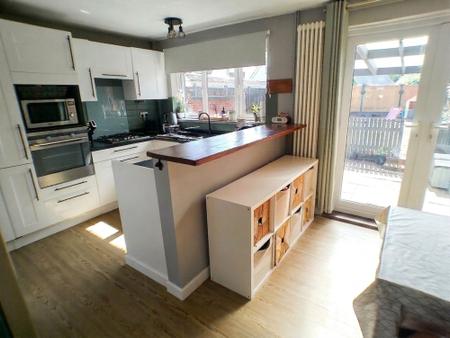 3 bedroom Semi-detached house for sale in Day Bell Close, Bottesford, NG13