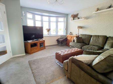3 bedroom Semi-detached house for sale in Day Bell Close, Bottesford, NG13