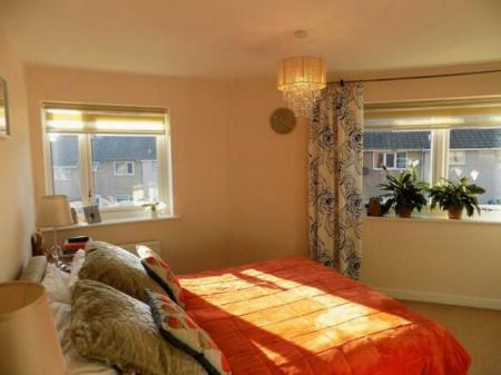 3 bedroom Semi-detached house to let in Jersey Gardens, Nottingham, NG3