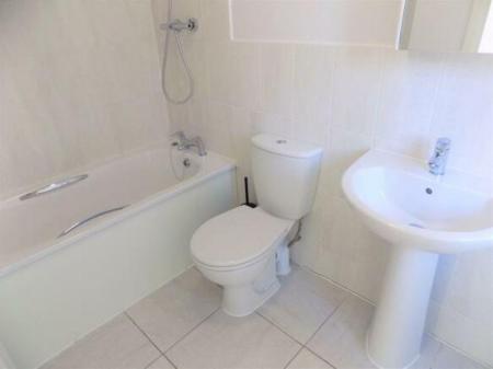 3 bedroom Semi-detached house to let in Jersey Gardens, Nottingham, NG3