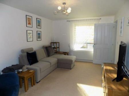 3 bedroom Semi-detached house to let in Jersey Gardens, Nottingham, NG3
