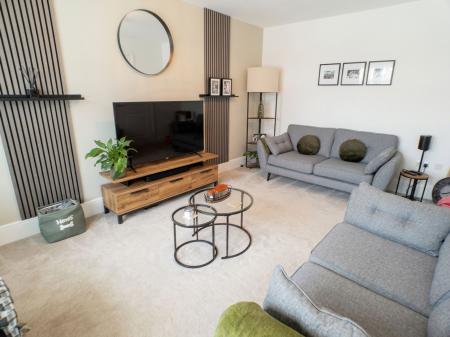 3 bedroom Semi-detached house for sale in Sedbergh Close, Newton, NG13