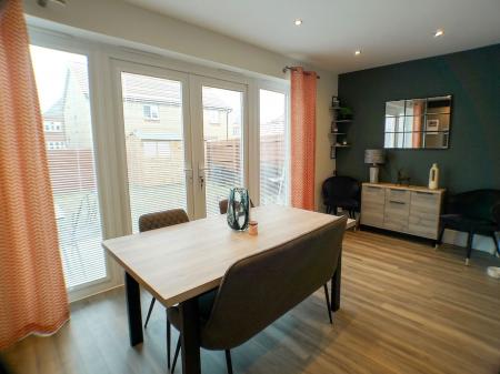 3 bedroom Semi-detached house for sale in Sedbergh Close, Newton, NG13