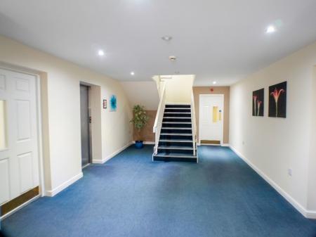 2 bedroom Flat for sale in Moor Lane, Bingham, NG13