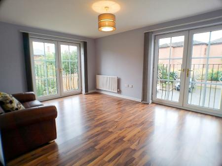 2 bedroom Flat for sale in Moor Lane, Bingham, NG13