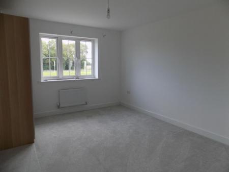 4 bedroom Detached house to let in Burrows Drive, Bingham, NG13