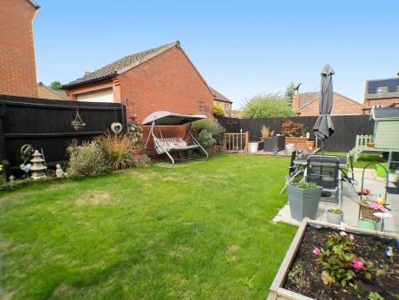 4 bedroom Detached house for sale in Hampden Road, Newton, NG13