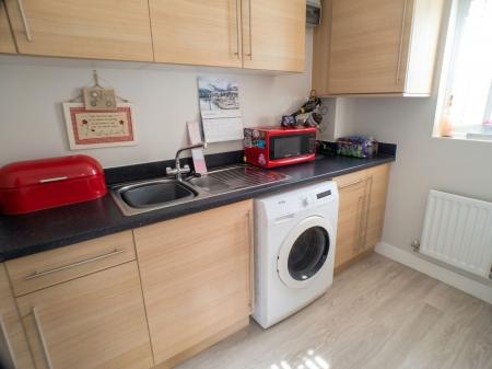 4 bedroom Detached house for sale in Hampden Road, Newton, NG13