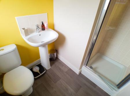 4 bedroom Detached house for sale in Hampden Road, Newton, NG13