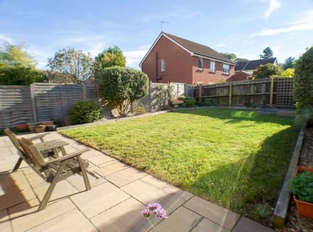 3 bedroom End of terrace house for sale in Charlock Gardens, Bingham, NG13