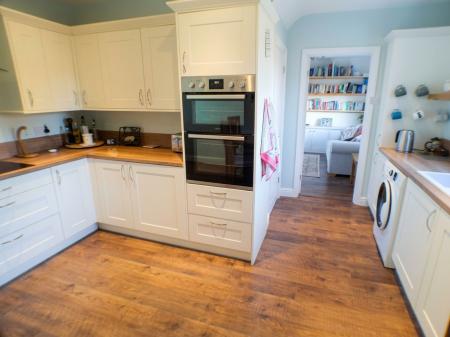 3 bedroom Terraced House for sale in Butler Close, Cropwell Butler, NG12