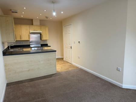 2 bedroom Flat to let in Wyberton West Road, Boston, PE21