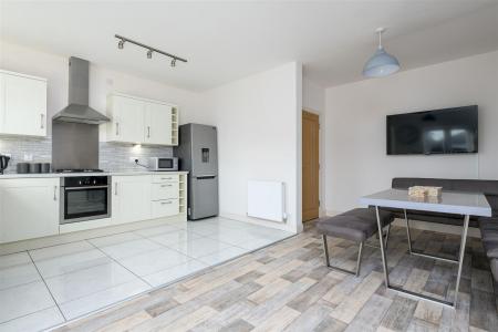 3 bedroom Terraced House to let in De Montfort Gardens, Boston, PE21