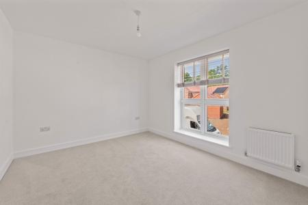3 bedroom Detached house to let in Elm Close, Kirton, PE20