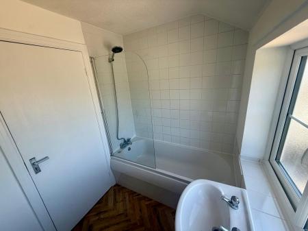 2 bedroom Semi-detached house to let in Station Road, Old Leake, PE22