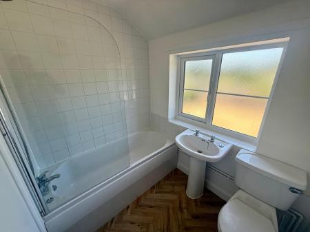 2 bedroom Semi-detached house to let in Station Road, Old Leake, PE22