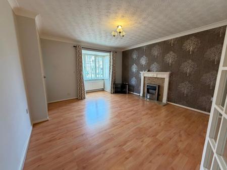 3 bedroom Semi-detached house to let in Parsons Drive, Boston, PE21