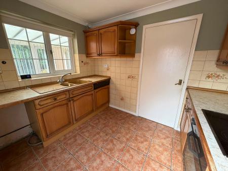 3 bedroom Semi-detached house to let in Parsons Drive, Boston, PE21