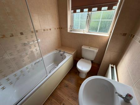 3 bedroom Semi-detached house to let in Parsons Drive, Boston, PE21