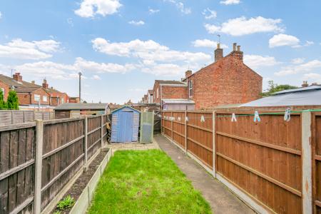 3 bedroom Terraced House for sale in Browns Road, Boston, PE21