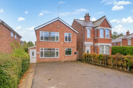 4 bedroom Detached house for sale in Carlton Road, Boston, PE21