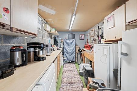 4 bedroom Detached house for sale in Causeway, Boston, PE21