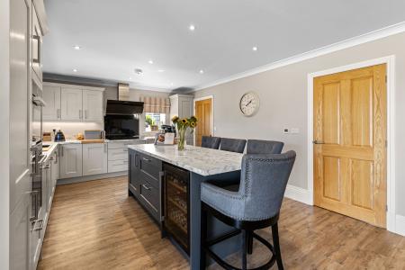 4 bedroom Detached house for sale in Church Road, Freiston, Boston, PE22