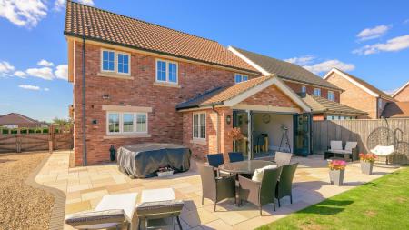 4 bedroom Detached house for sale in Church Road, Freiston, Boston, PE22