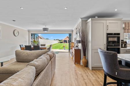 4 bedroom Detached house for sale in Church Road, Freiston, Boston, PE22