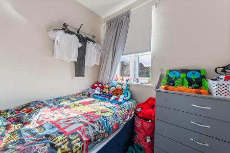 3 bedroom Semi-detached house for sale in Clover Walk, Boston, PE21