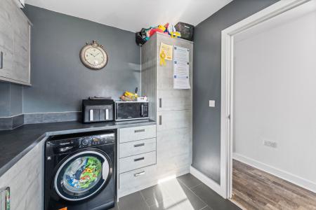 3 bedroom Semi-detached house for sale in Clover Walk, Boston, PE21