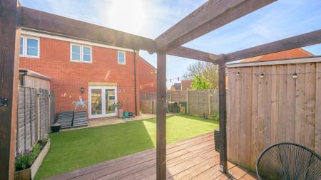 3 bedroom Semi-detached house for sale in Clover Walk, Boston, PE21