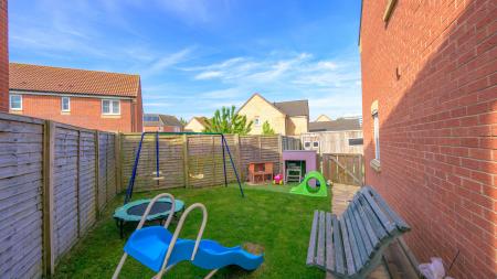 3 bedroom Semi-detached house for sale in Clover Walk, Boston, PE21