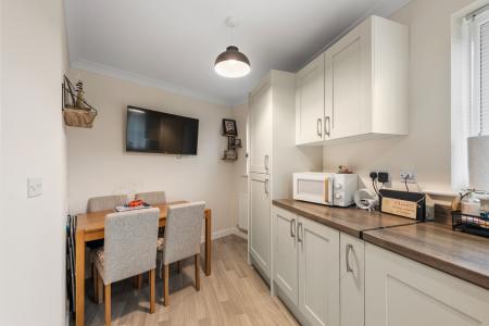 2 bedroom Semi-detached house for sale in Eton Way, Boston, PE21