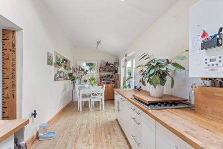 2 bedroom Terraced House for sale in Gauntlet Road, Bicker, Boston, PE20