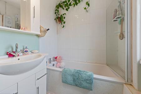 2 bedroom Terraced House for sale in Gauntlet Road, Bicker, Boston, PE20