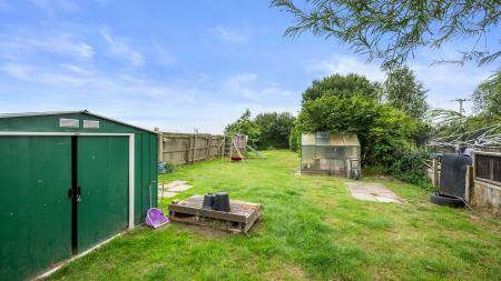 2 bedroom Terraced House for sale in Gauntlet Road, Bicker, Boston, PE20