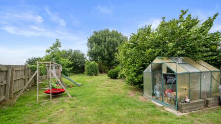 2 bedroom Terraced House for sale in Gauntlet Road, Bicker, Boston, PE20