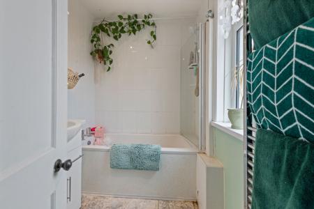 2 bedroom Terraced House for sale in Gauntlet Road, Bicker, Boston, PE20