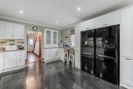 4 bedroom Detached house for sale in High Ferry Lane, Sibsey, Boston, PE22