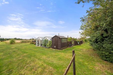 4 bedroom Detached house for sale in High Ferry Lane, Sibsey, Boston, PE22