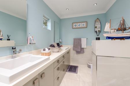 3 bedroom Detached bungalow for sale in Latham Court, Holland Fen, Lincoln, LN4